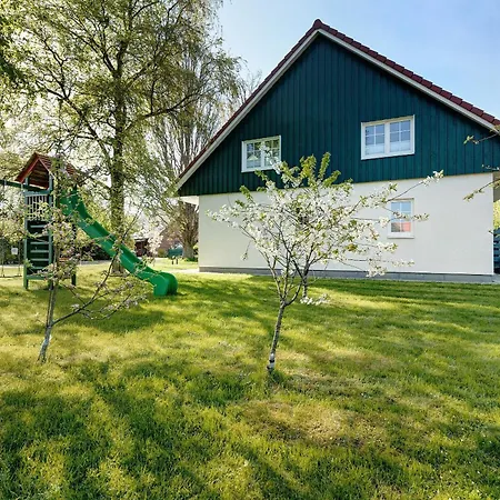 아파트 Feriendoppelhaus Fruehling Stakendorf